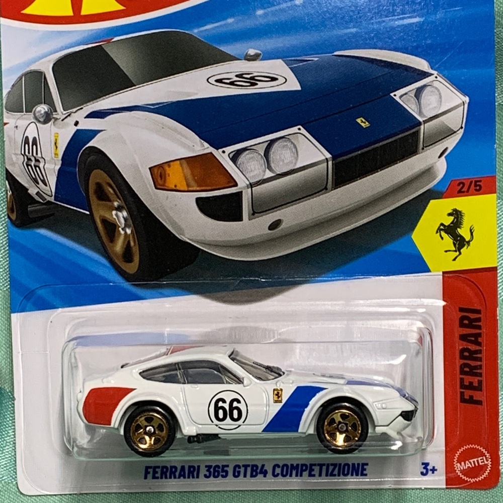 Ferrari 365 GTB4 Competizione 66 white hot wheels